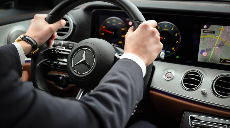 Business Chauffeur VIP Coach